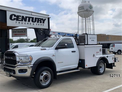 Used 2020 RAM 4500 Tradesman RWD image 3
