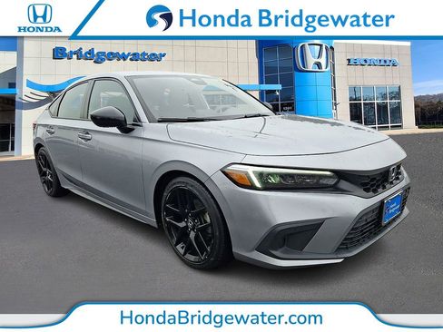 Used 2023 Honda Civic Sport image 1