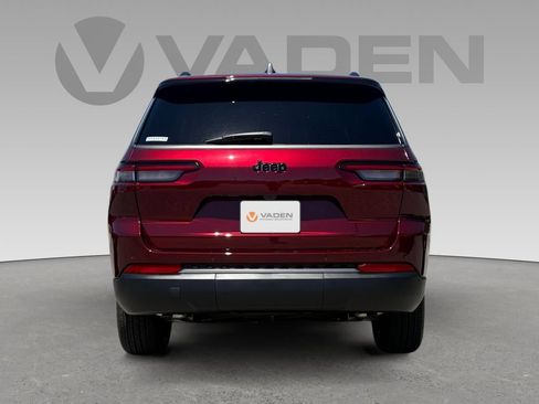 New 2026 Jeep Grand Cherokee L 2WD image 18