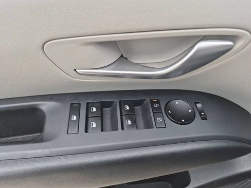 Used 2025 Hyundai Tucson SEL FWD image 13