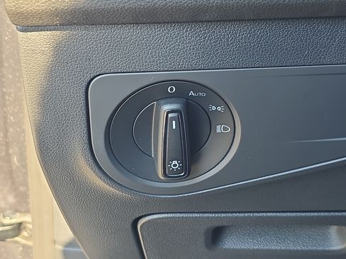 Certified 2023 Volkswagen Tiguan S FWD image 26