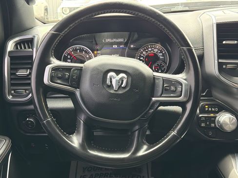 Used 2022 RAM 1500 Laramie AWD/4WD image 14