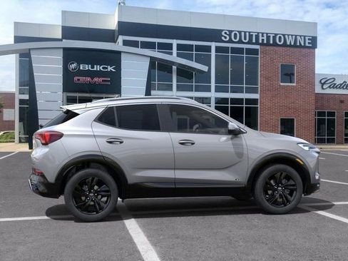 Used 2025 Buick Encore GX Sport Touring w/ Comfort Package FWD image 5