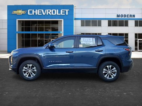 New 2026 Chevrolet Equinox LT FWD image 2
