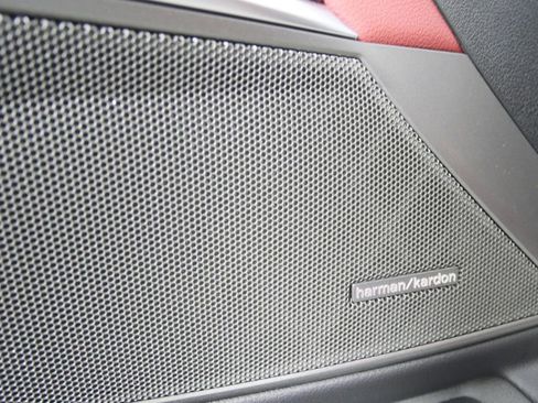 Used 2025 BMW M340i xDrive image 10