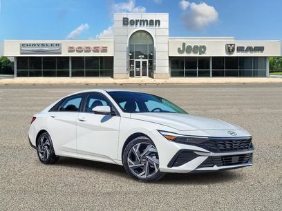 Used 2025 Hyundai Elantra SEL