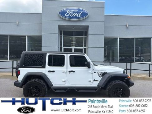 Used 2025 Jeep Wrangler Unlimited Sport AWD/4WD image 2