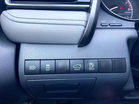 Used 2023 Toyota Camry SE image 33