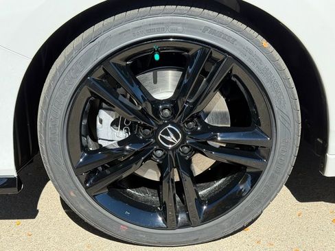 Certified 2026 Acura Integra A-Spec image 9