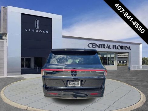 New 2026 Lincoln Navigator L Black Label AWD/4WD image 4