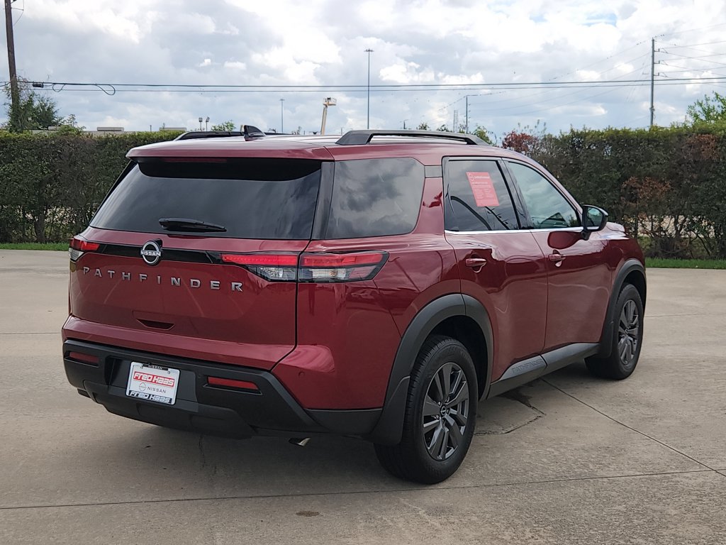 Certified 2026 Nissan Pathfinder SV FWD image 5