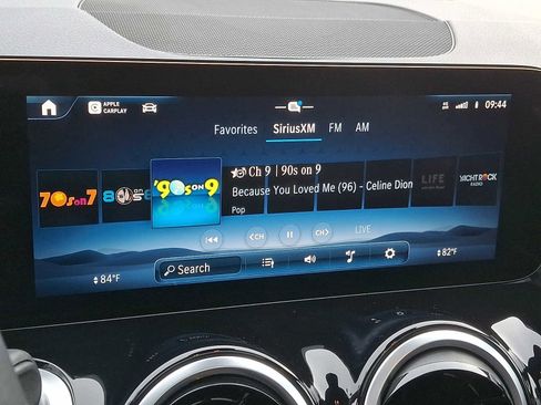 Used 2026 Mercedes-Benz GLB 250 4MATIC image 14