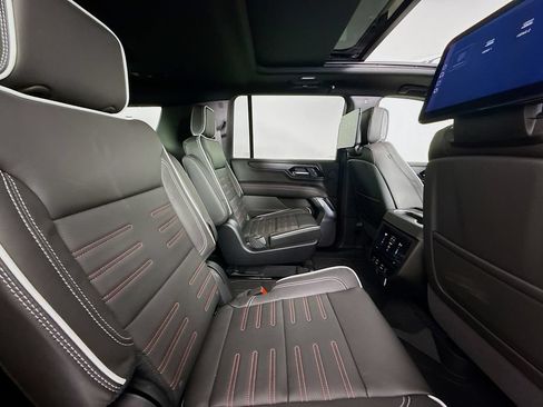 Used 2026 GMC Yukon XL AT4 Ultimate AWD/4WD image 34