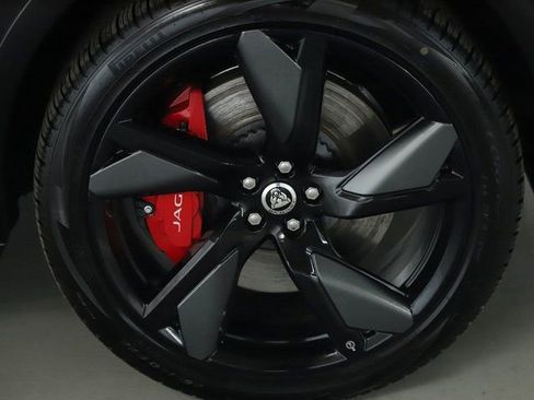 Used 2026 Jaguar F-PACE SVR image 10