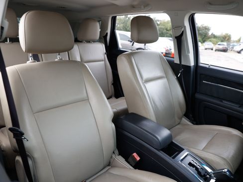 Used 2010 Dodge Journey R/T w/ Navigation & Sound Group I image 16