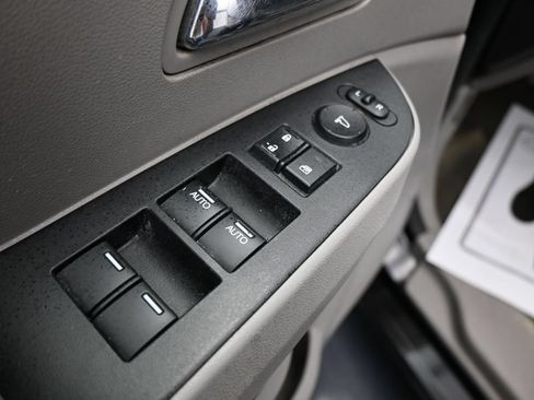 Used 2014 Honda Odyssey EX-L image 11