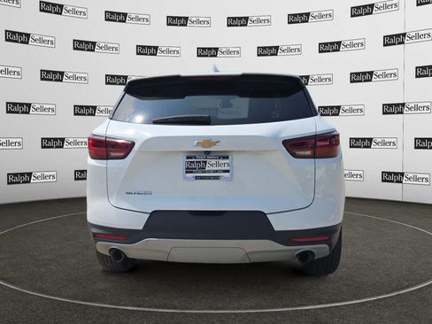 Used 2025 Chevrolet Blazer LT FWD image 5