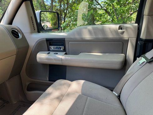 Used 2006 Ford F150 XL RWD image 7