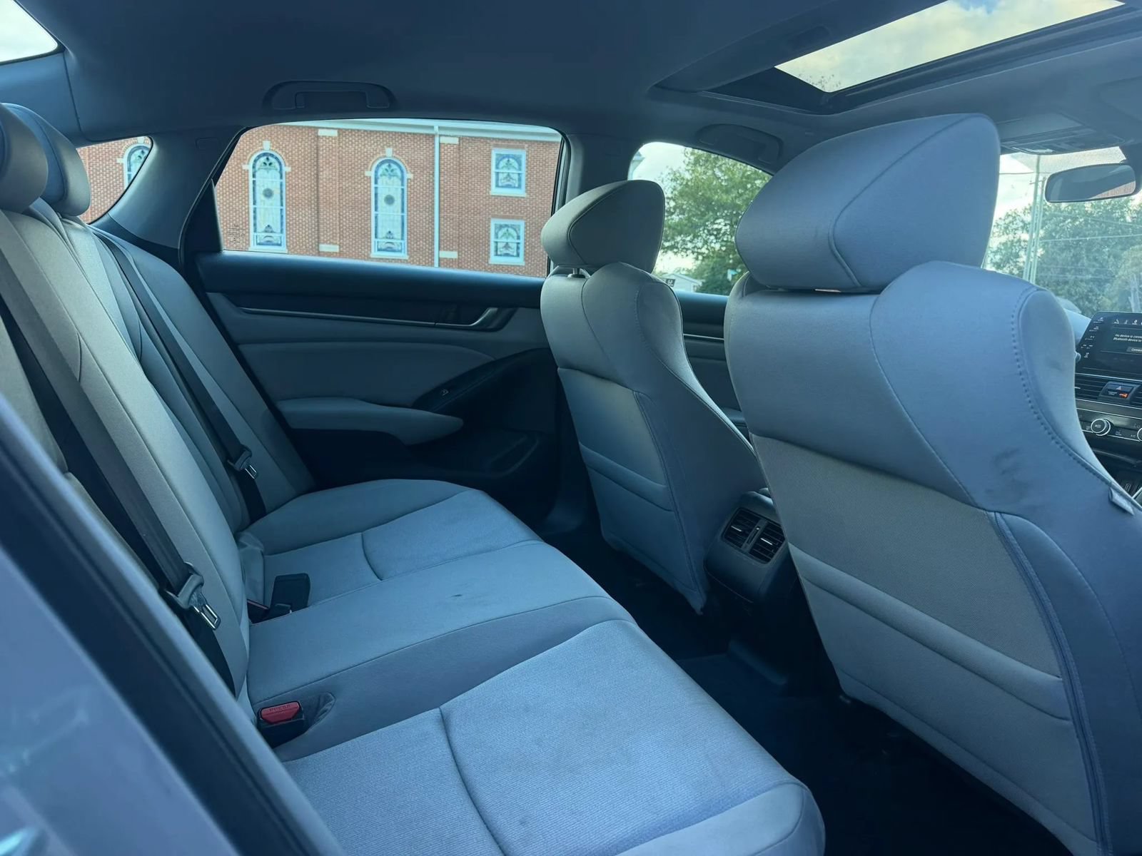Used 2018 Honda Accord EX image 15