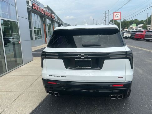 Used 2024 Chevrolet Traverse RS AWD/4WD image 4