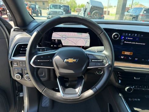 Used 2025 Chevrolet Tahoe LT image 37