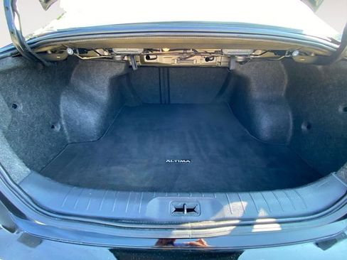 Used 2022 Nissan Altima 2.5 SV image 29