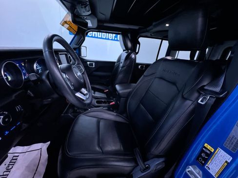 Used 2023 Jeep Wrangler Sahara w/ Cold Weather Group image 14