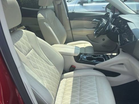Used 2022 Buick Envision Avenir w/ Safety Package FWD image 27