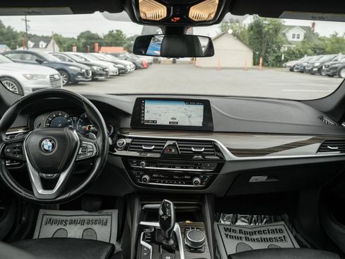 Used 2017 BMW 530i xDrive 530i xDrive Sedan 4D image 15