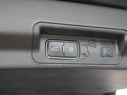 Used 2024 Ford Explorer XLT w/ Equipment Group 202A AWD/4WD image 11