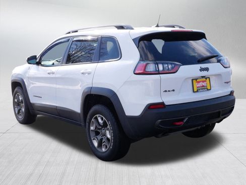 Used 2019 Jeep Cherokee Trailhawk w/ Cold Weather Group image 5