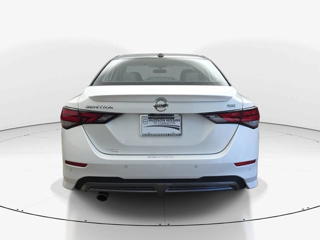 Used 2023 Nissan Sentra SR w/ SR Premium Package FWD image 7