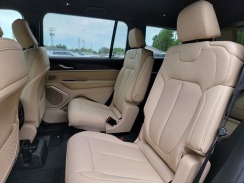New 2026 Jeep Grand Cherokee L Limited AWD/4WD image 20