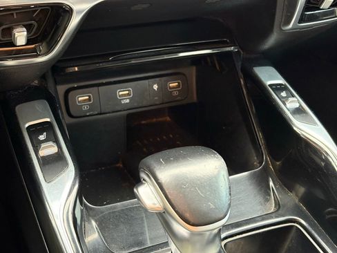 Used 2022 Kia Sorento SX image 14