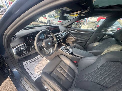 Used 2023 BMW 530i xDrive w/ Premium Package AWD/4WD image 32