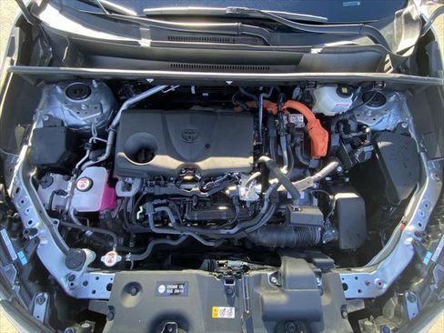 Certified 2025 Toyota RAV4 XLE image 24