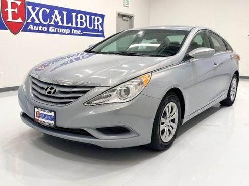 Used 2012 Hyundai Sonata GLS FWD image 5