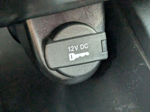 Used 2019 Dodge Journey SE w/ Premium Group FWD image 25