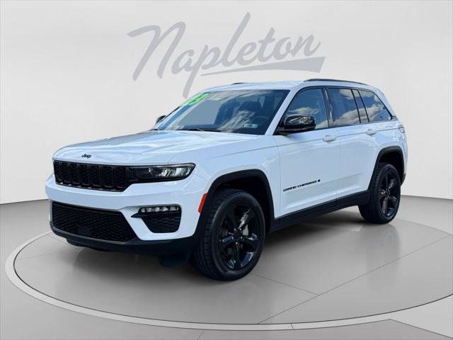 Certified 2023 Jeep Grand Cherokee Limited w/ Black Appearance Package AWD/4WD image 1