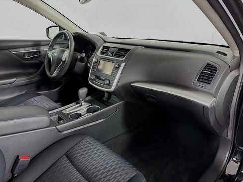 Used 2017 Nissan Altima 2.5 SV w/ Convenience Package image 27