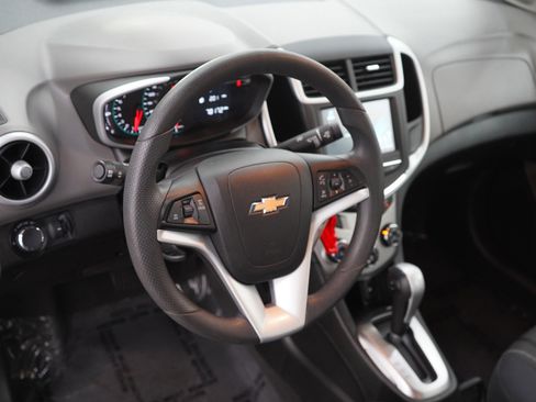 Used 2017 Chevrolet Sonic LT FWD image 19