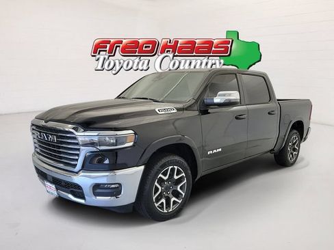 Used 2025 RAM 1500 Laramie AWD/4WD image 1