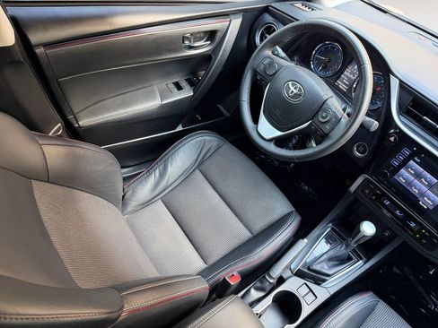 Used 2017 Toyota Corolla SE 50th Anniversary image 15