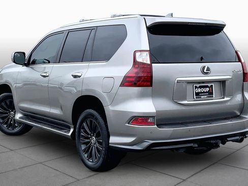 Used 2022 Lexus GX 460 Premium w/ Accessory Package AWD/4WD image 12