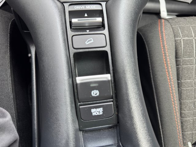 Used 2025 Honda HR-V Sport image 19