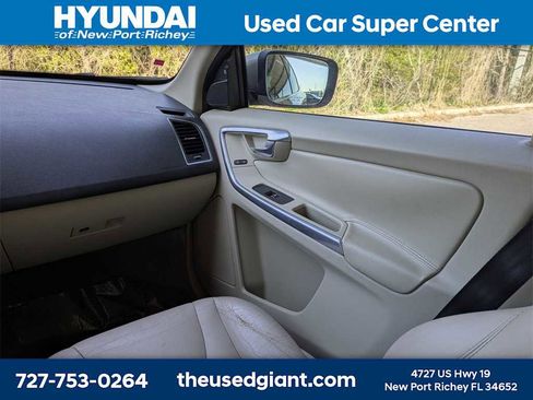 Used 2015 Volvo XC60 T6 Platinum image 20