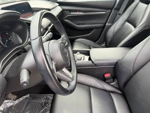 Used 2022 MAZDA MAZDA3 s FWD image 10
