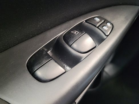 Used 2017 Nissan Sentra SV FWD image 27