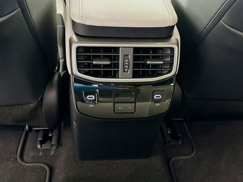 Certified 2025 Lexus RX 350 Premium image 26