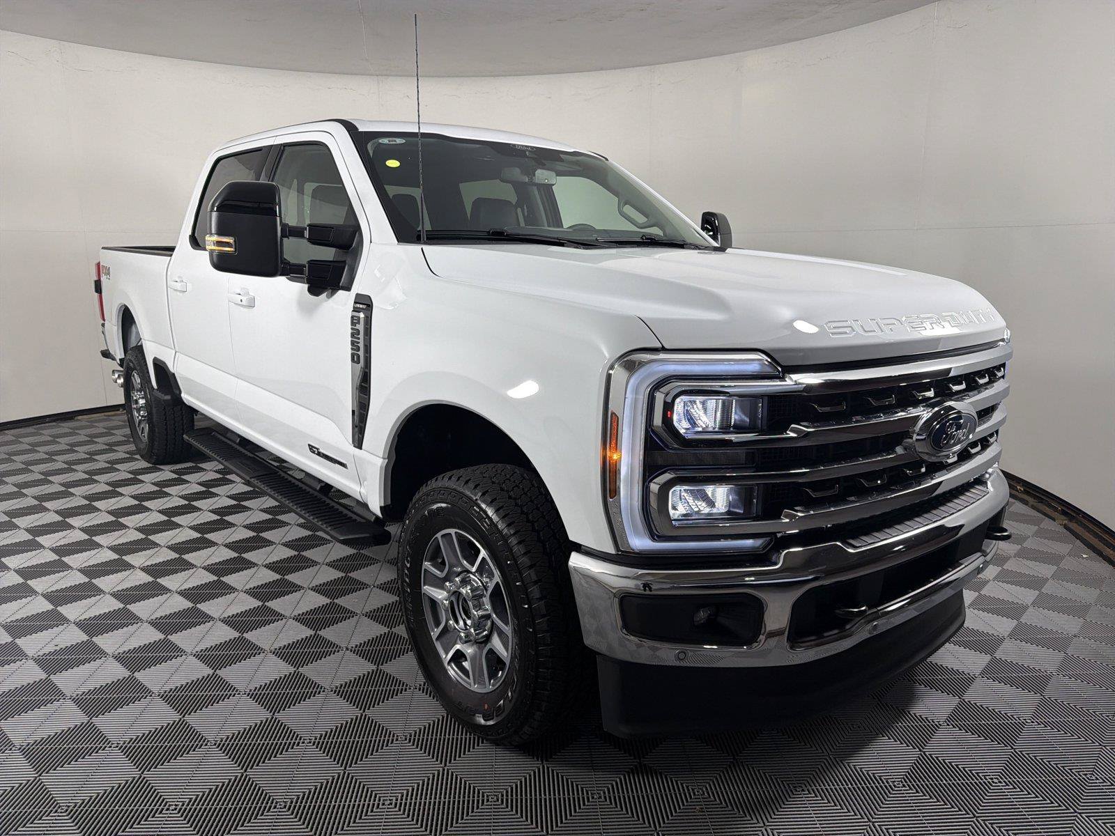 New 2026 Ford F250 Lariat w/ Lariat Premium Package AWD/4WD image 1